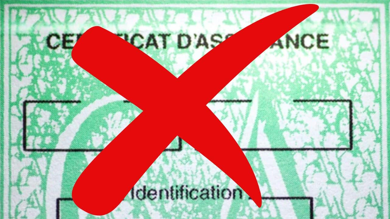 Est-il obligatoire d’avoir la vignette verte d’assurance sur le pare-brise pour un utilitaire ?