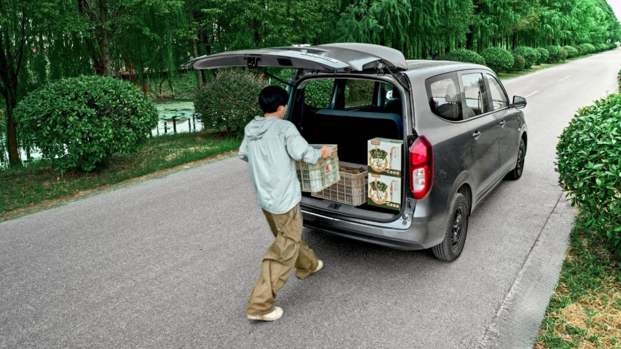 Wuling présente un utilitaire à 9000 Euros : Le tout nouveau Hong Guang EV MPV